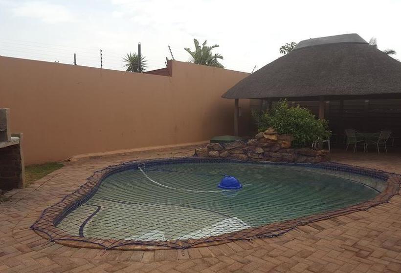 Hotel Amberlight Self Catering Accommodation 2