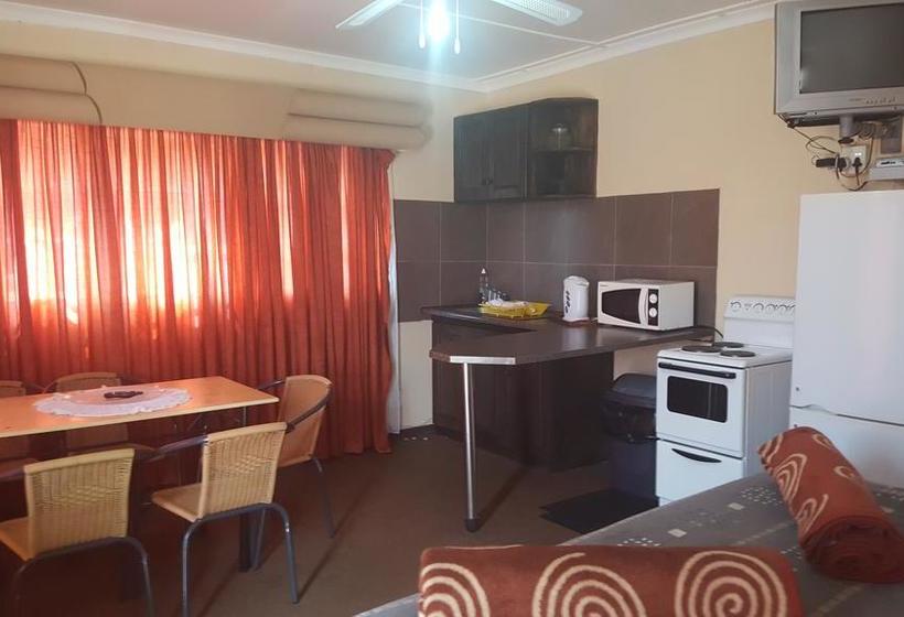 Hotel Amberlight Self Catering Accommodation 9