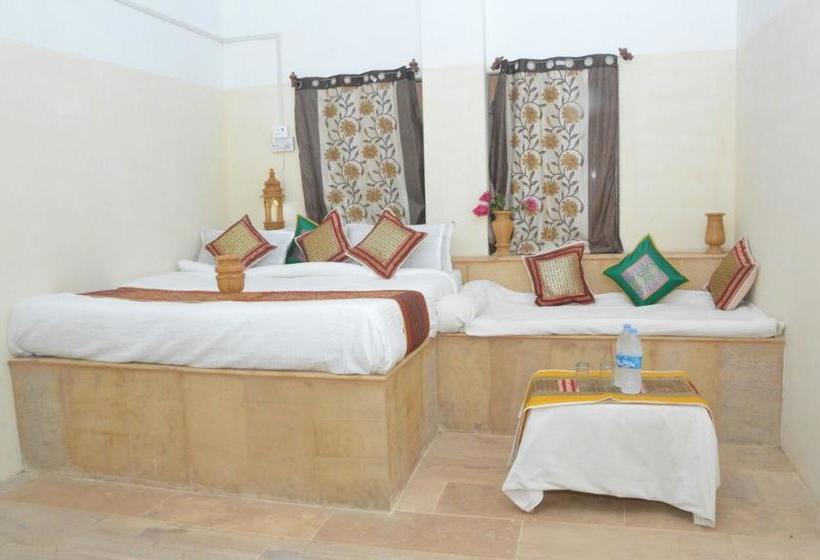 Royal Rajwaadi Resort 10