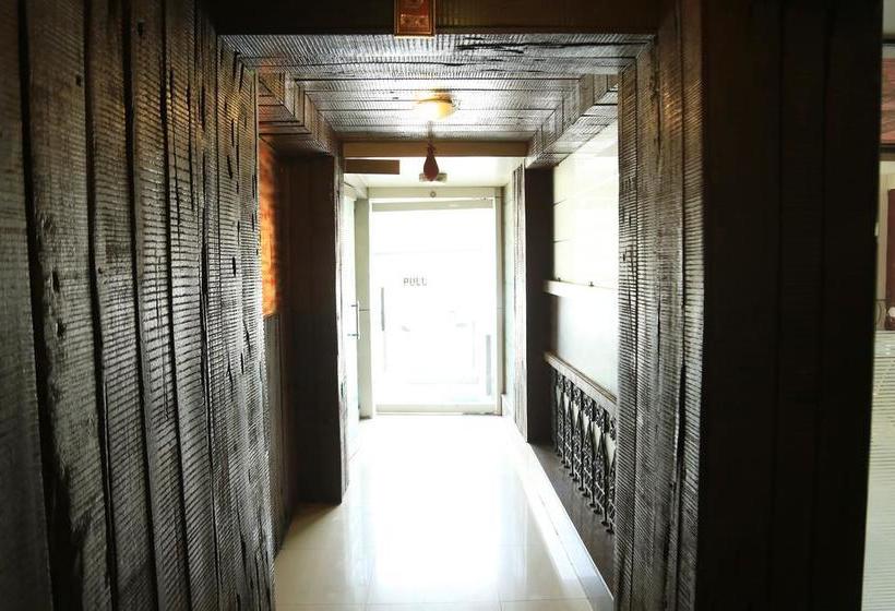 Hotel Panvel Palace 16