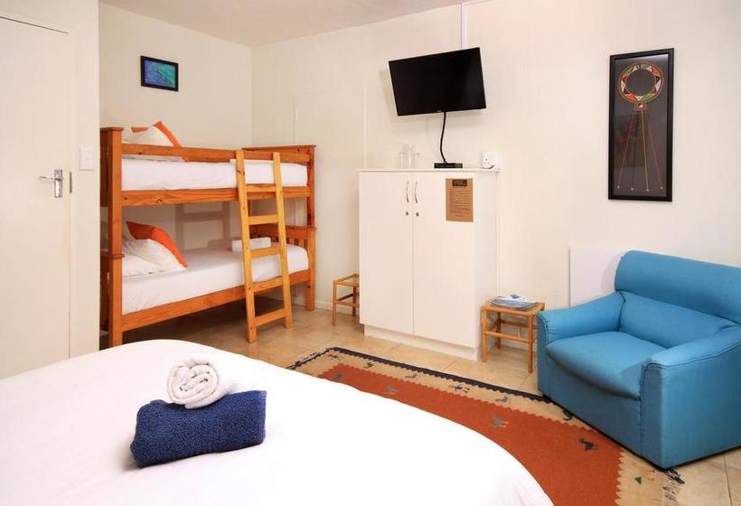 Hostel Aloe Again 13