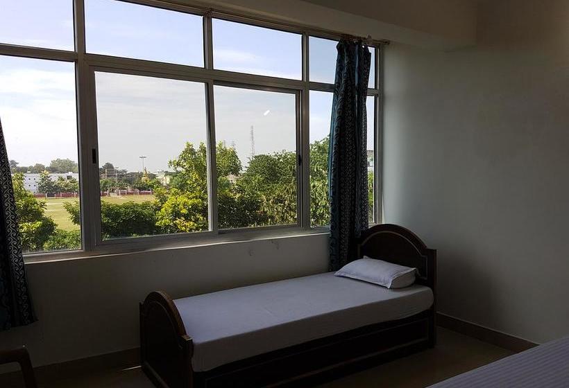 Bed and Breakfast Monika Guest House 11