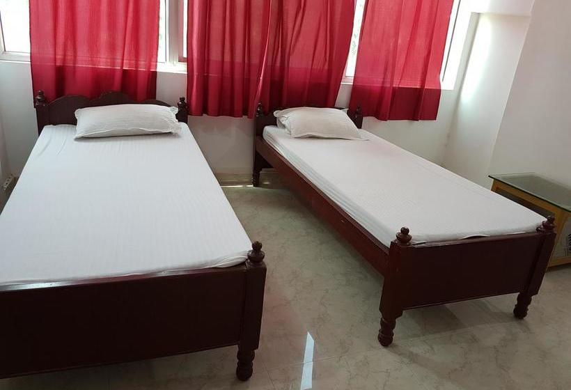 Bed and Breakfast Monika Guest House 4