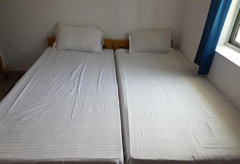 Bed and Breakfast Monika Guest House 5