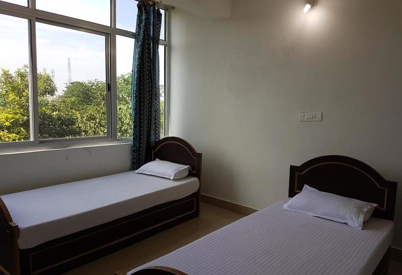 Bed and Breakfast Monika Guest House 7