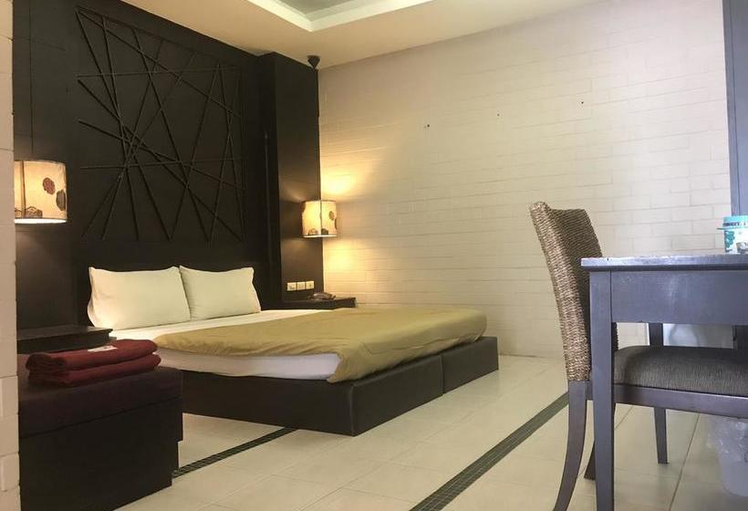 Motel Paradise Inn Resort 5