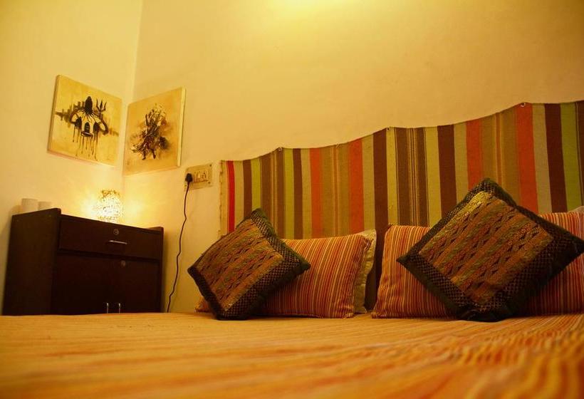 Hostel Gostops Agra 13