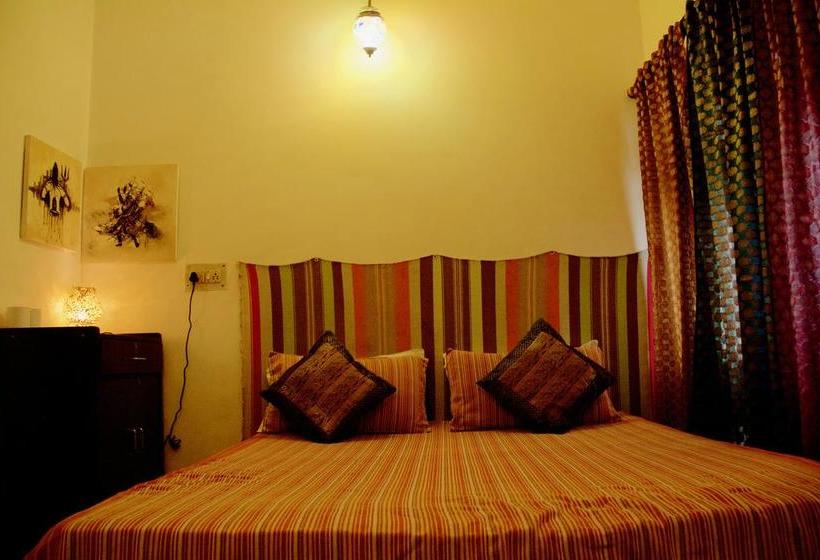 Hostel Gostops Agra 15