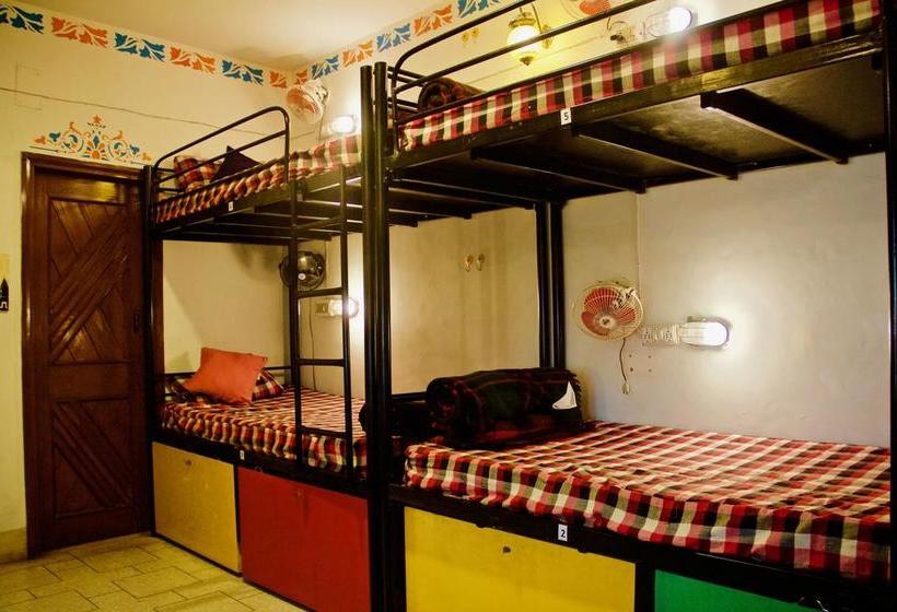 Hostel Gostops Agra 17