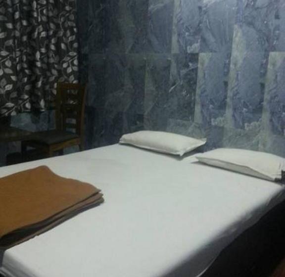 Hotel Room Maangta 130 @ Thane West 11