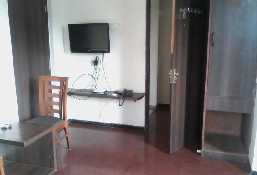 Hotel Room Maangta 130 @ Thane West 5
