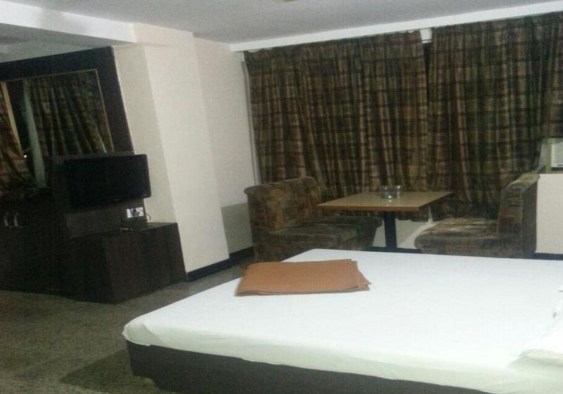 Hotel Room Maangta 130 @ Thane West 7