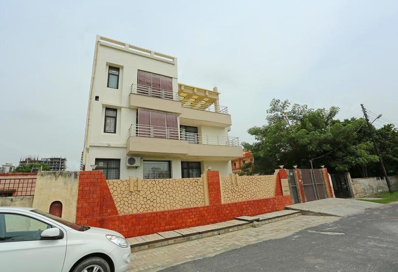 Bed and Breakfast Aanandam Villa 3