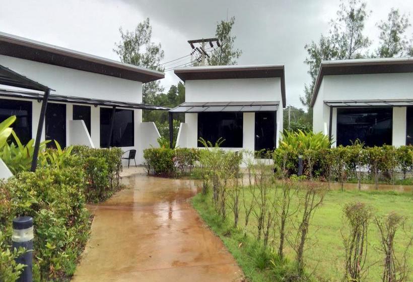 Iwp Wake Park & Resort Hotel Garden View 16