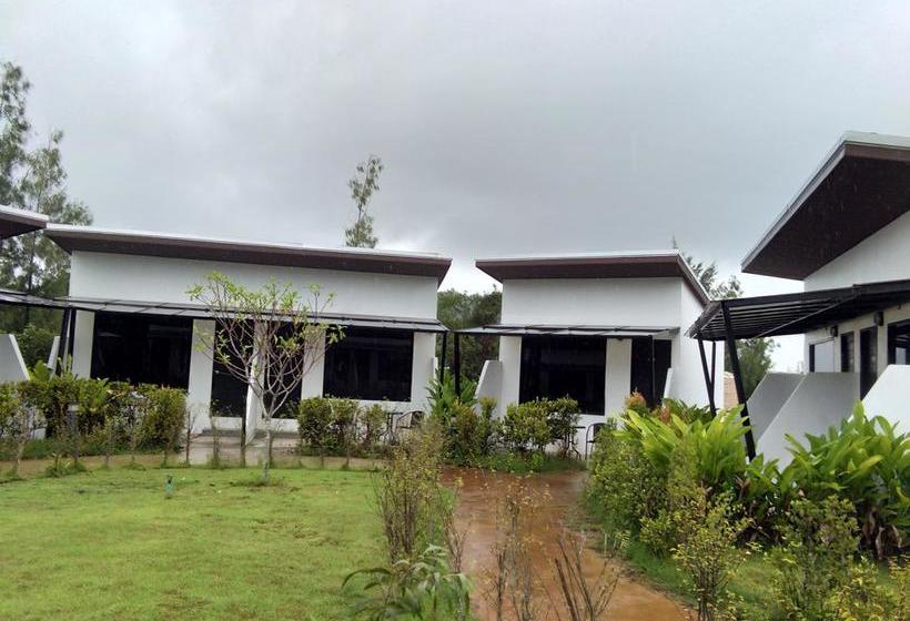 Iwp Wake Park & Resort Hotel Garden View 17