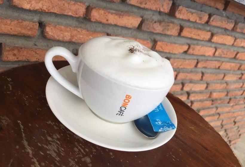 Iwp Wake Park & Resort Hotel Garden View 9