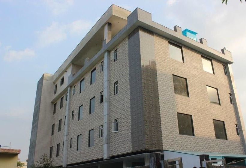 Hotel The Park Residency 4