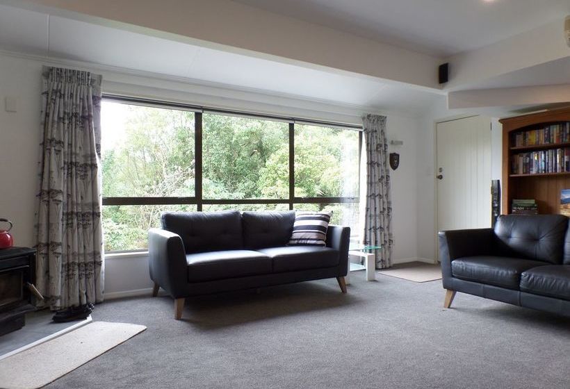 Bed and Breakfast Riverstone House 1