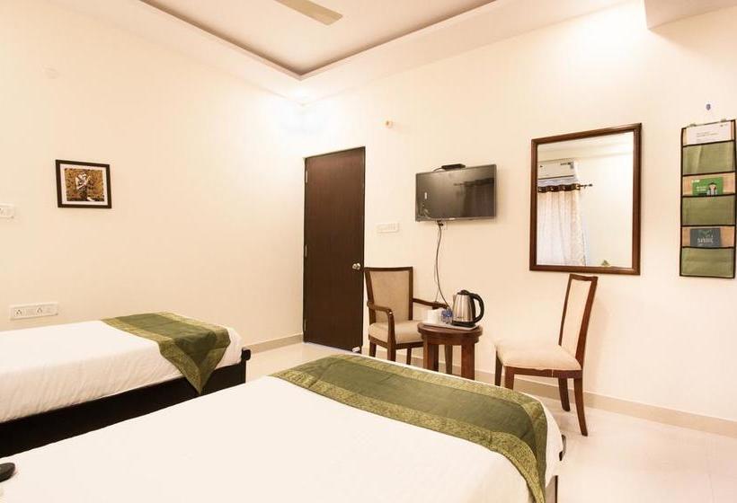 Hotel Treebo Midtown 2