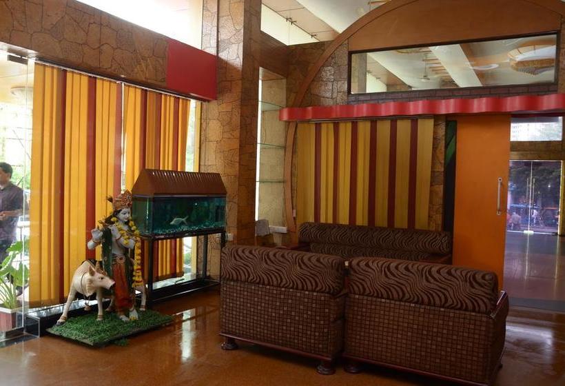 Hotel Rahul Deluxe 11