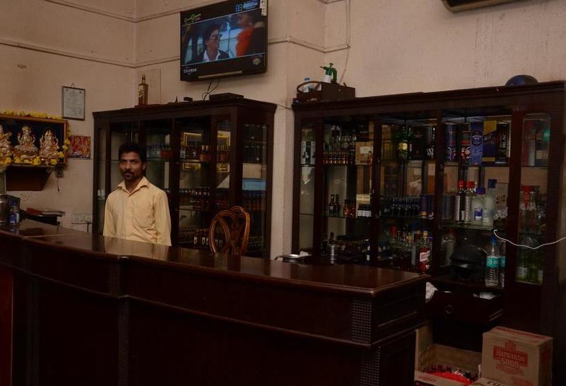 Hotel Rahul Deluxe 13