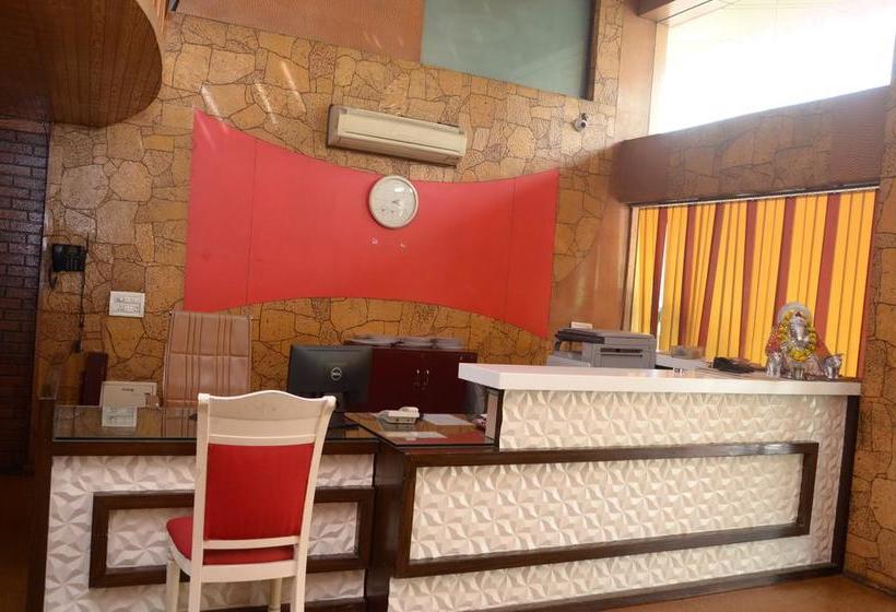 Hotel Rahul Deluxe 14