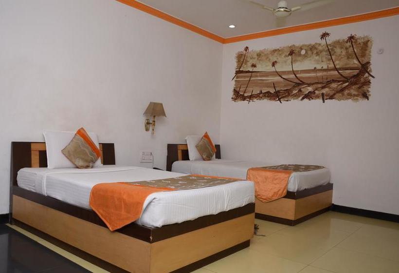 Hotel Rahul Deluxe 15