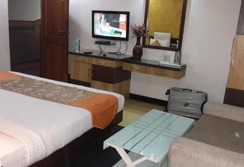 Hotel Rahul Deluxe 19