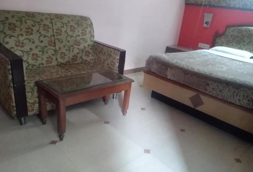 Hotel Shiv Shanthi Grand Ooty Tamil Nadu