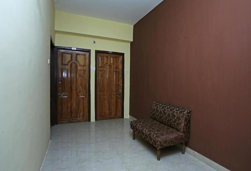 Hôtel Oyo Rooms Near Care Hospital 16