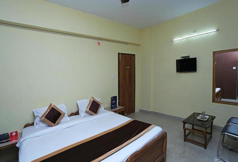 Hôtel Oyo Rooms Near Care Hospital 18