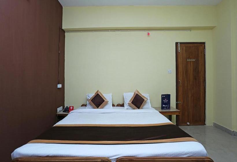 Hôtel Oyo Rooms Near Care Hospital 19