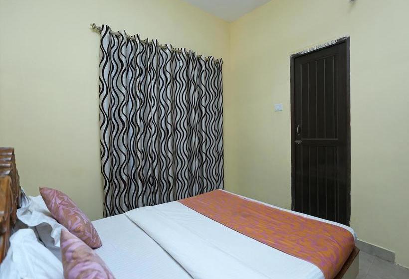 Hôtel Oyo Rooms Near Care Hospital 8