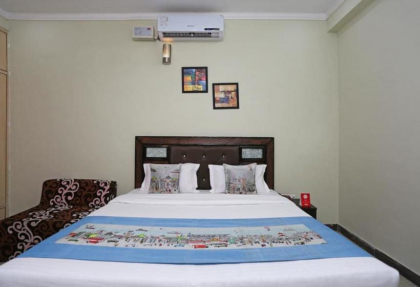Hotel Oyo Rooms Greenfield 10