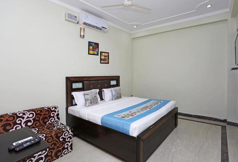 Hotel Oyo Rooms Greenfield 17