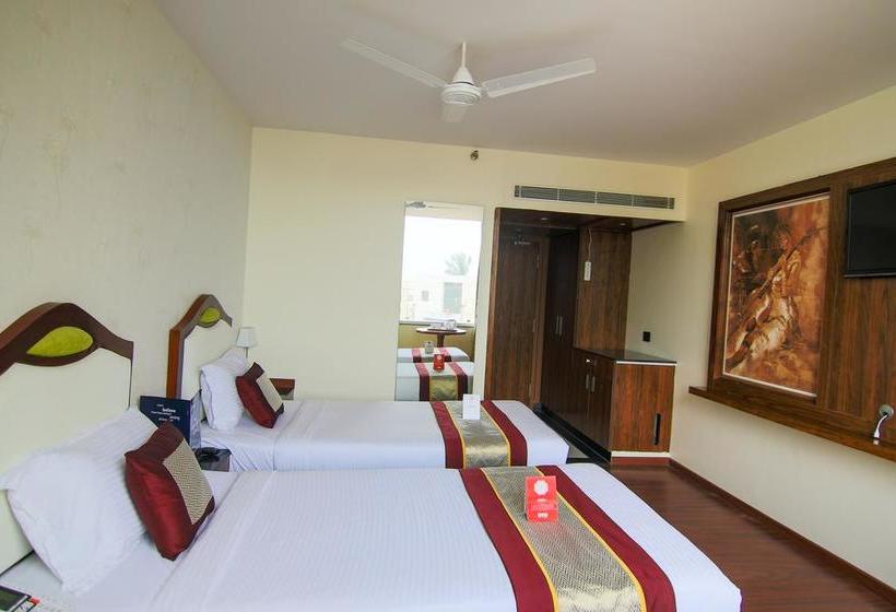 Oyo 9210 Hotel Blak & Wite 11