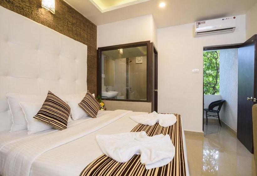 Resort Pebble Shore 2