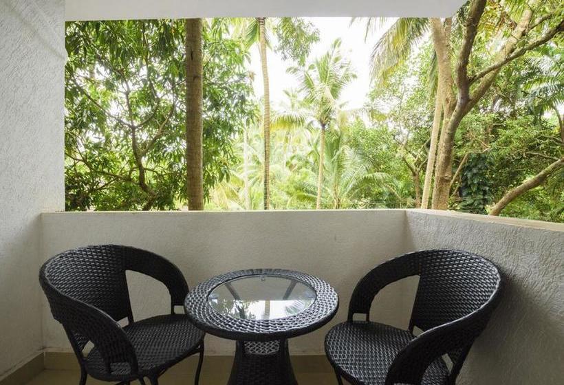 Resort Pebble Shore 4