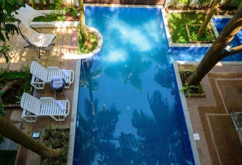 Resort Pebble Shore 8