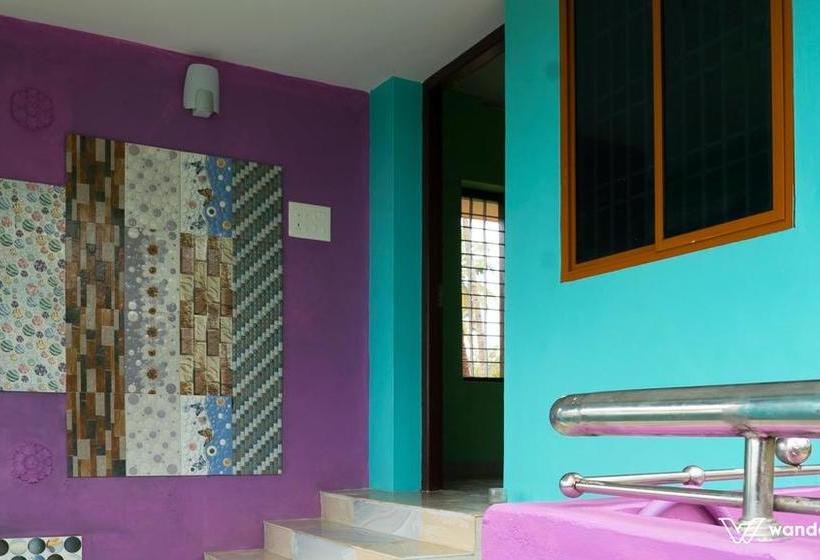 Bed and Breakfast Parijatham Homestay 11