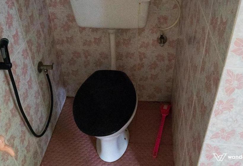 Bed and Breakfast Parijatham Homestay 14