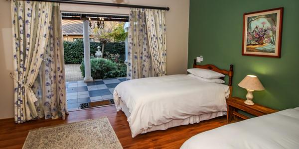 Hotel Residensie Guest House 4