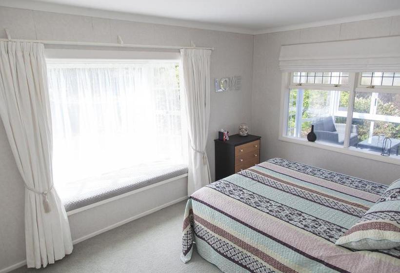 Tamars Bed And Breakfast 3