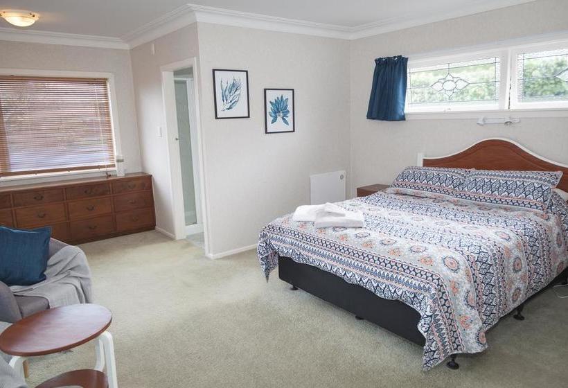 Tamars Bed And Breakfast 7