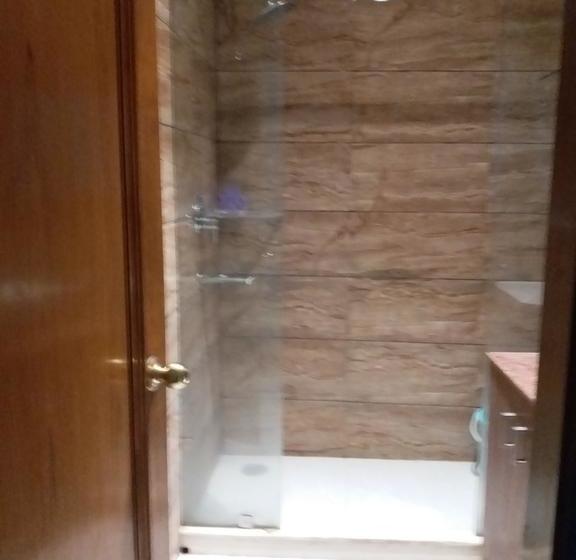 Hotel A One Homestay 16