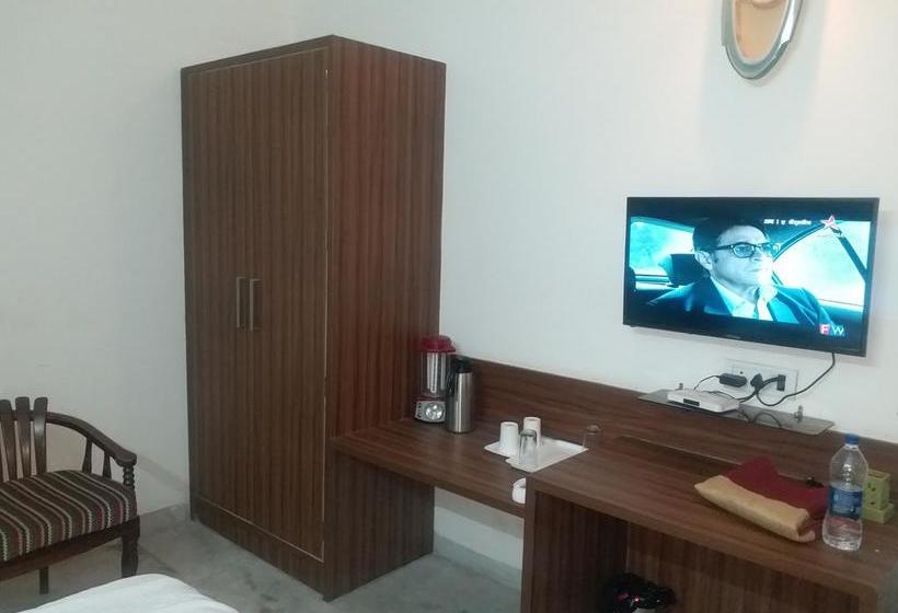 Hotel A One Homestay 2