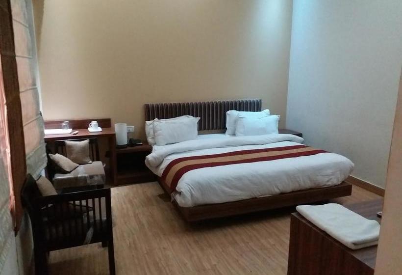 Hotel A One Homestay 5