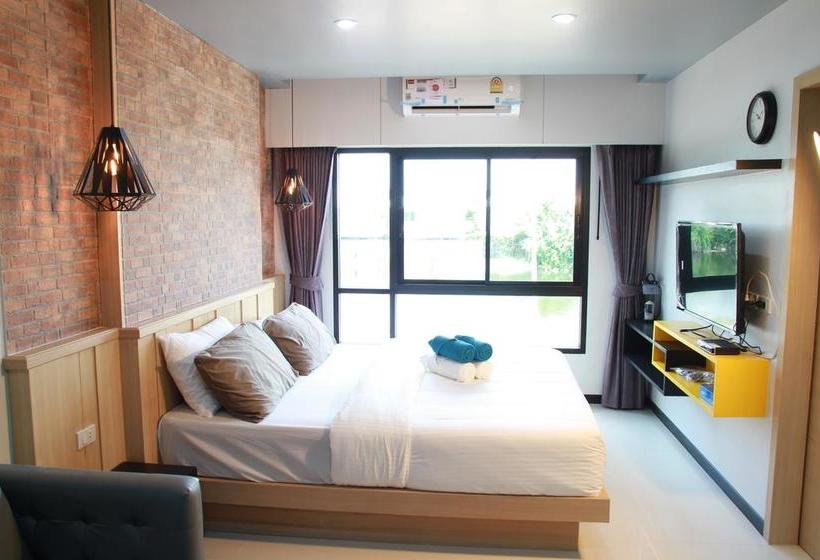 Hotel Bangkok Boutique Resort 17