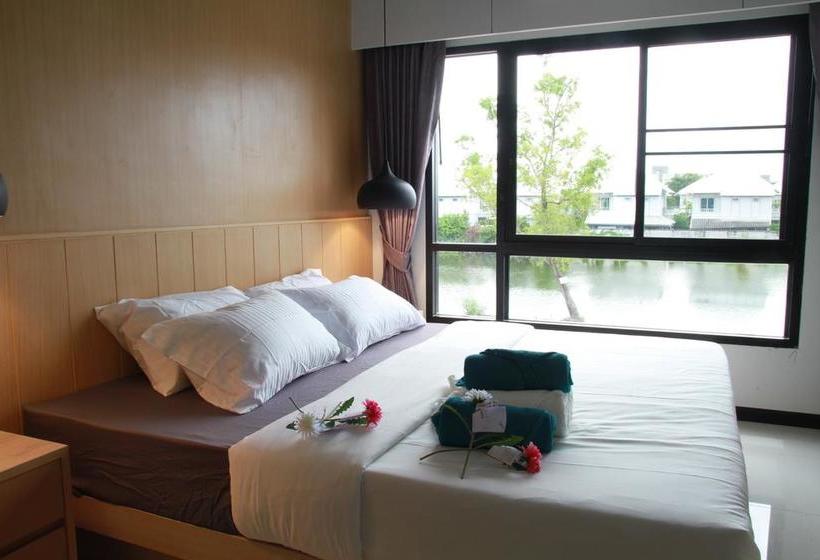 Hotel Bangkok Boutique Resort 19