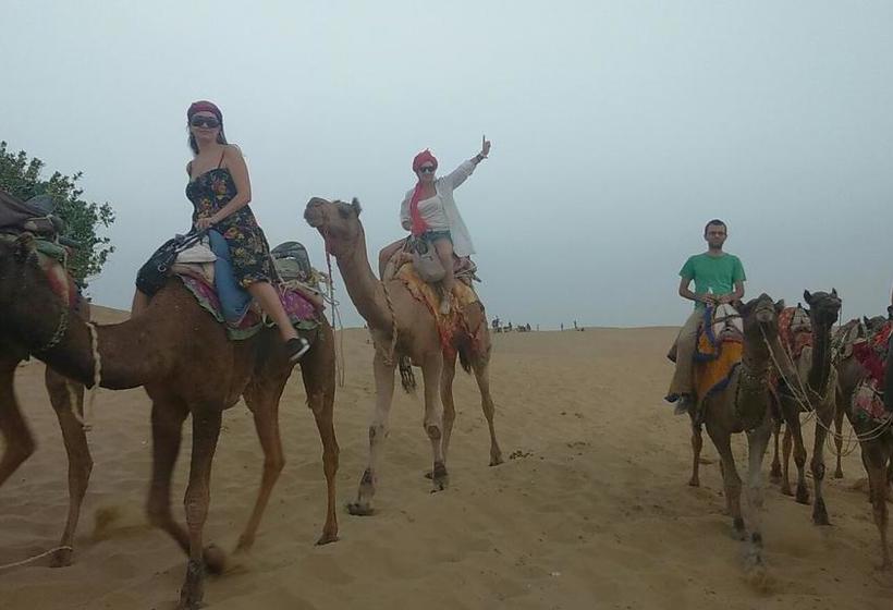 Hotel Maharani Guest House 10